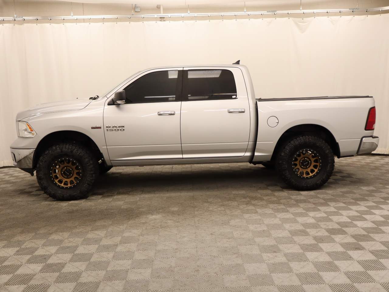 ram ram 1500 pickup 2017 1C6RR6LT2HS501274 image ram ram 1500 pickup 2017 1C6RR6LT2HS501274 image